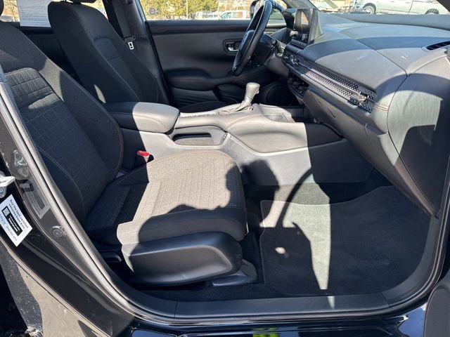 Used 2025 Honda HR-V Sport image 17