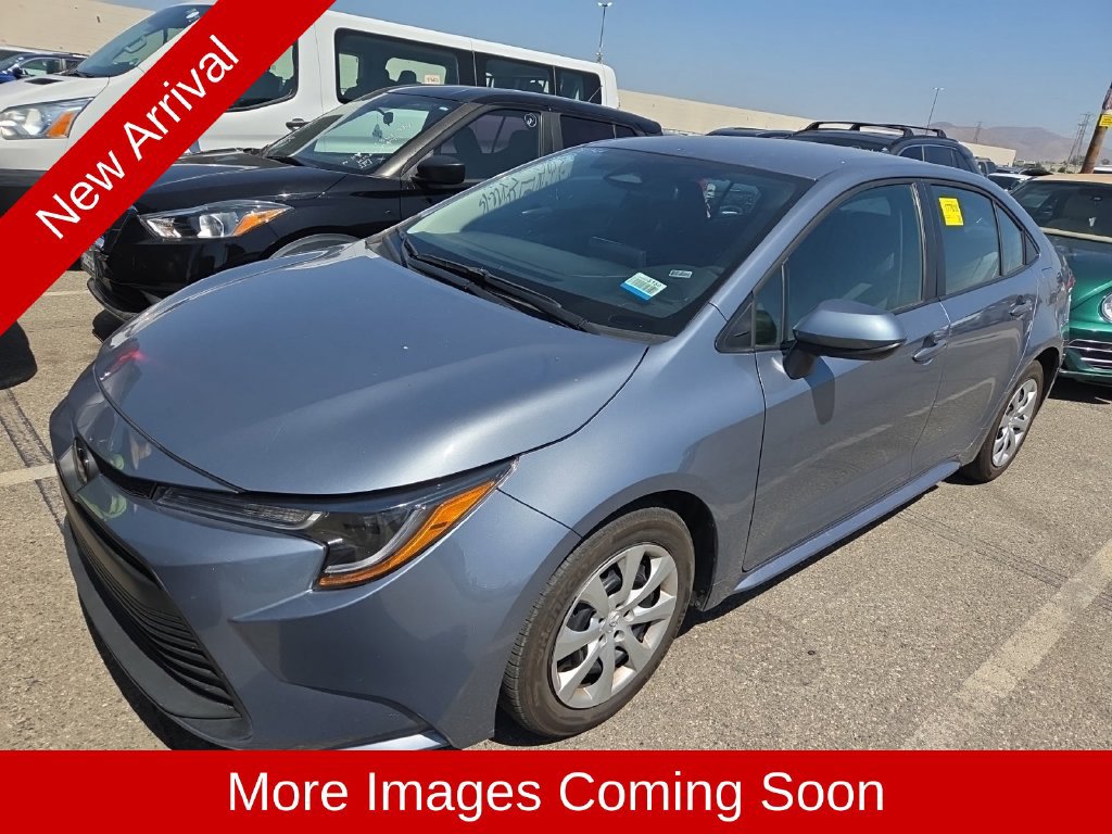 Used 2025 Toyota Corolla LE FWD image 6