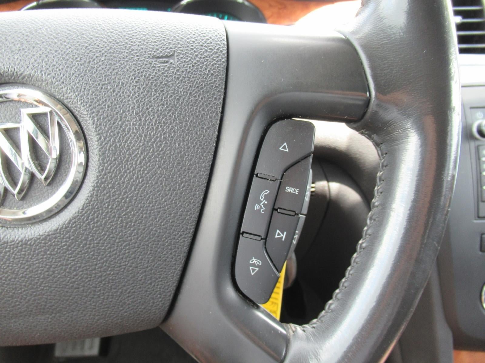 Used 2012 Buick Enclave Premium FWD image 27