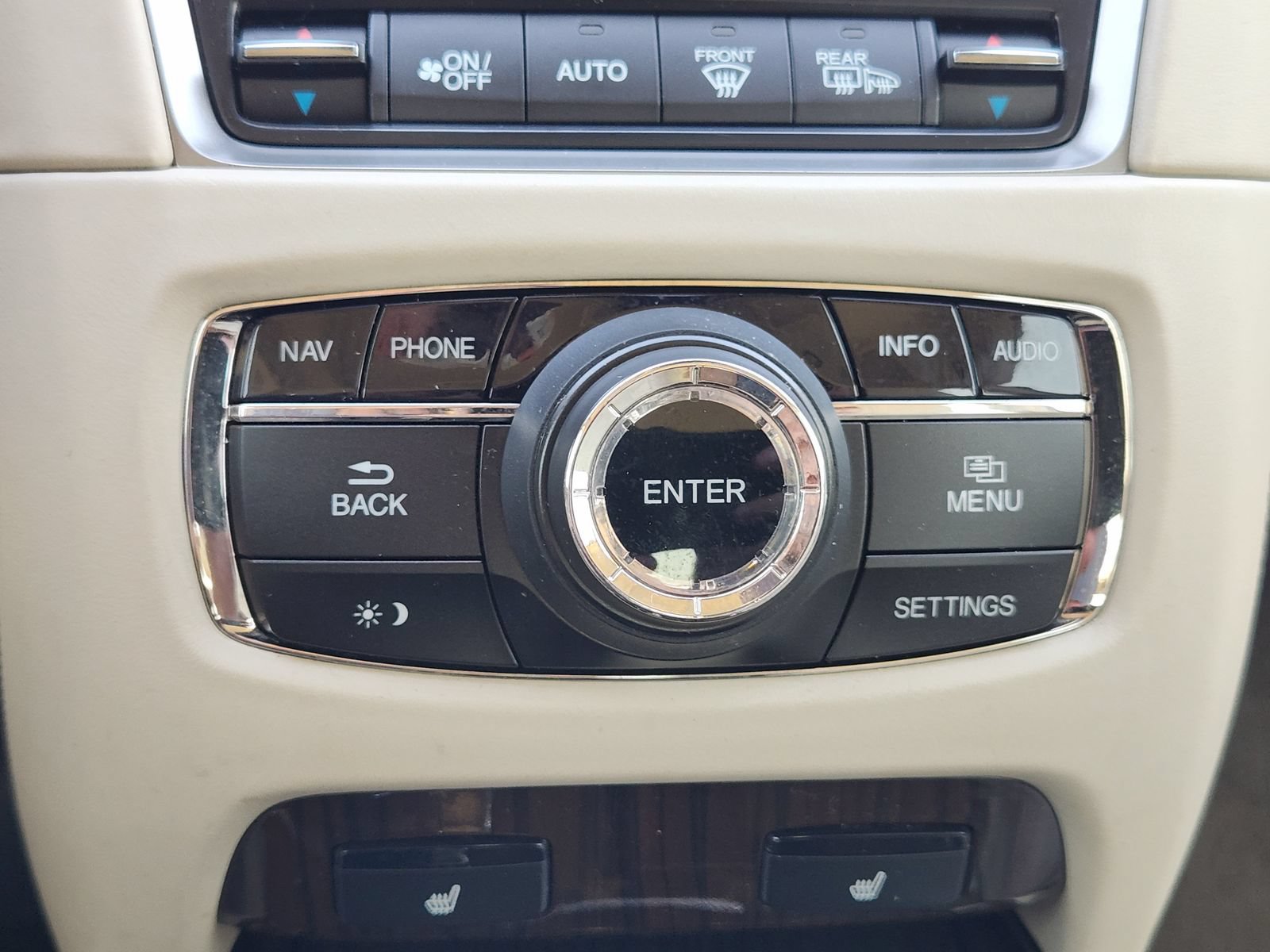 Used 2014 Acura RLX w/ Technology Package FWD image 23