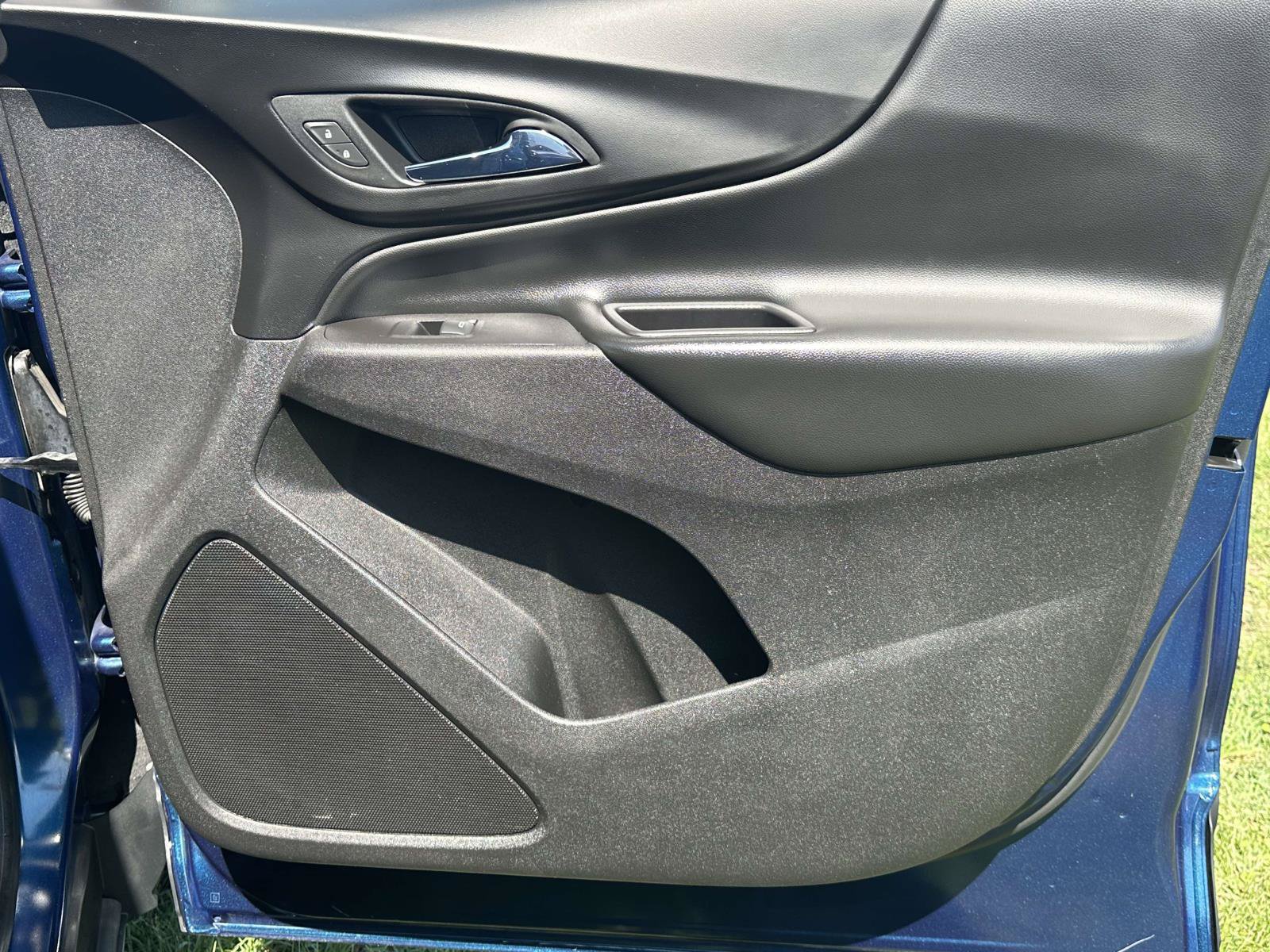Used 2019 Chevrolet Equinox LT FWD image 20