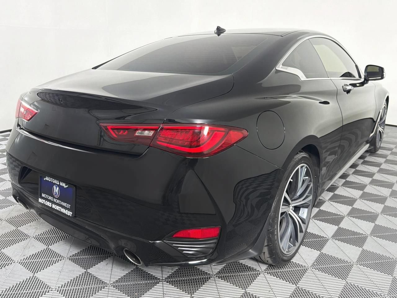 Used 2017 INFINITI Q60 3.0t AWD/4WD image 26