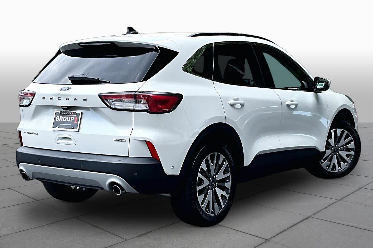 Used 2020 Ford Escape Titanium AWD/4WD image 13