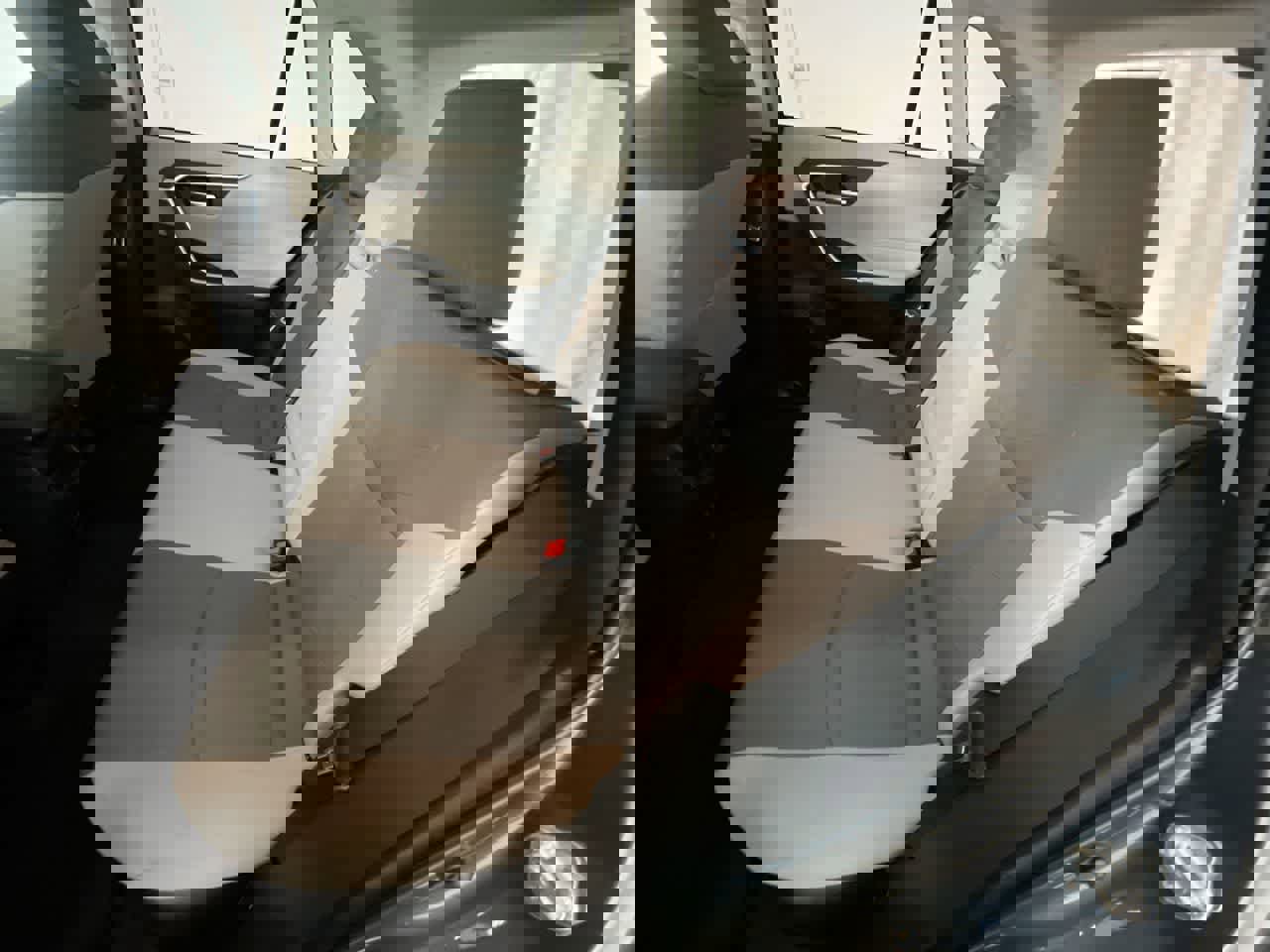 Used 2020 Toyota RAV4 XLE w/ Convenience Package image 23