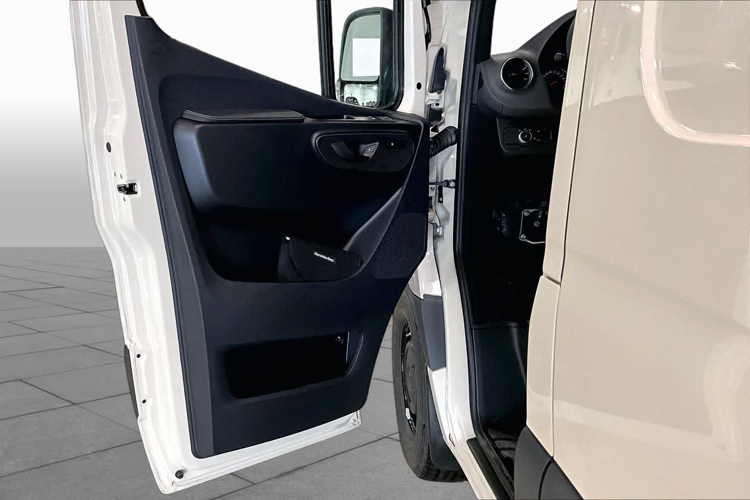 New 2026 Mercedes-Benz Sprinter 2500 image 11