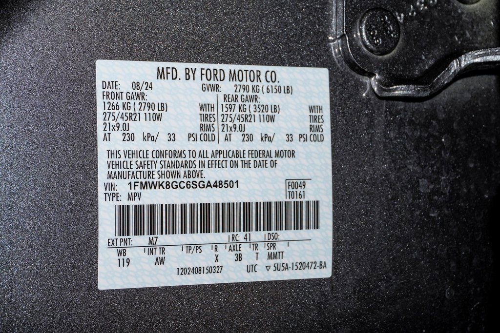 Used 2025 Ford Explorer ST image 31