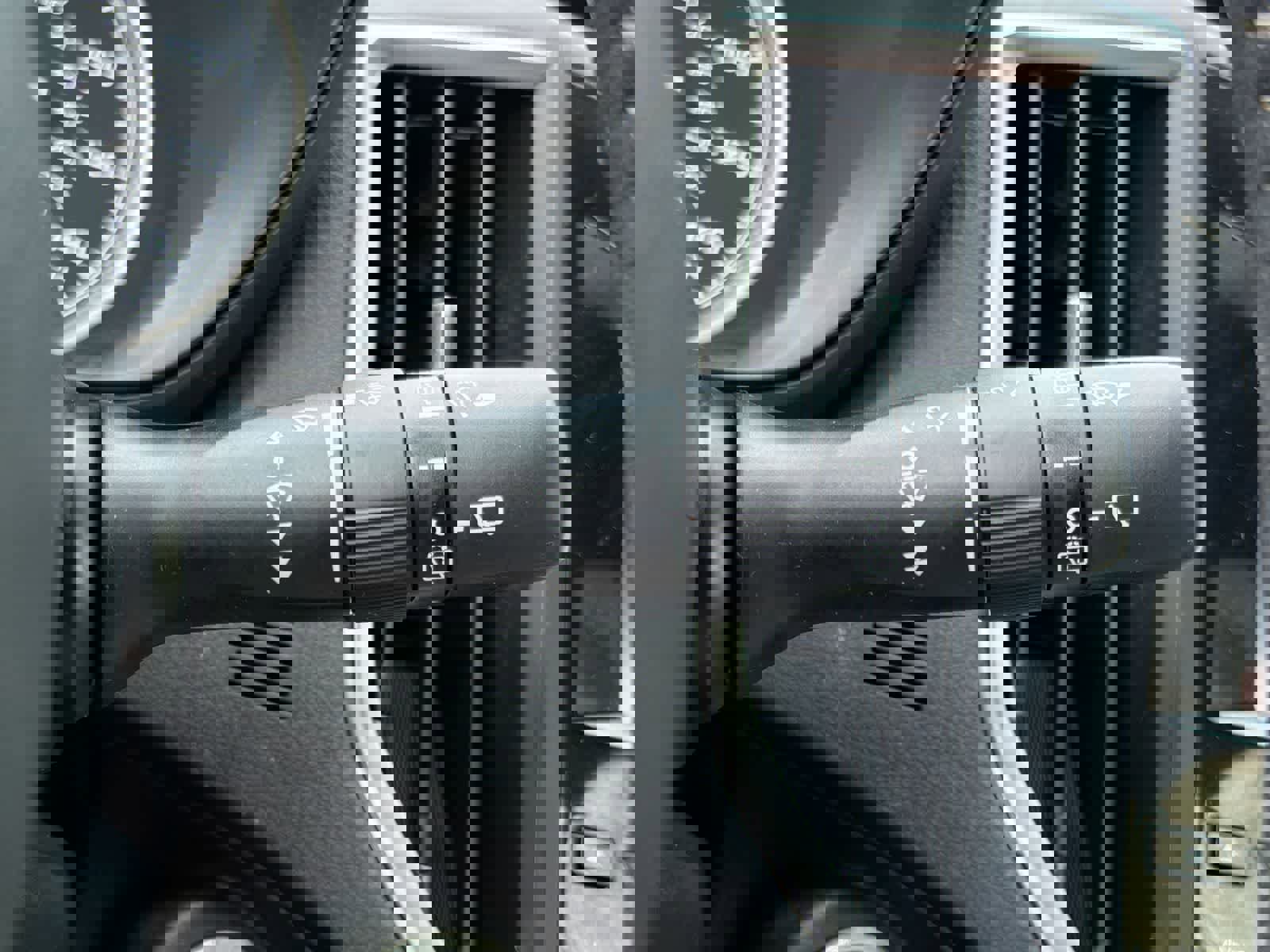 Used 2020 Subaru Forester Premium image 27