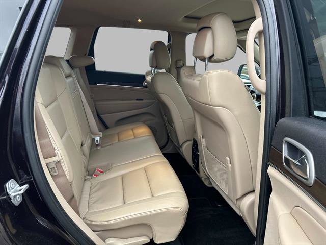 Used 2018 Jeep Grand Cherokee Limited image 14