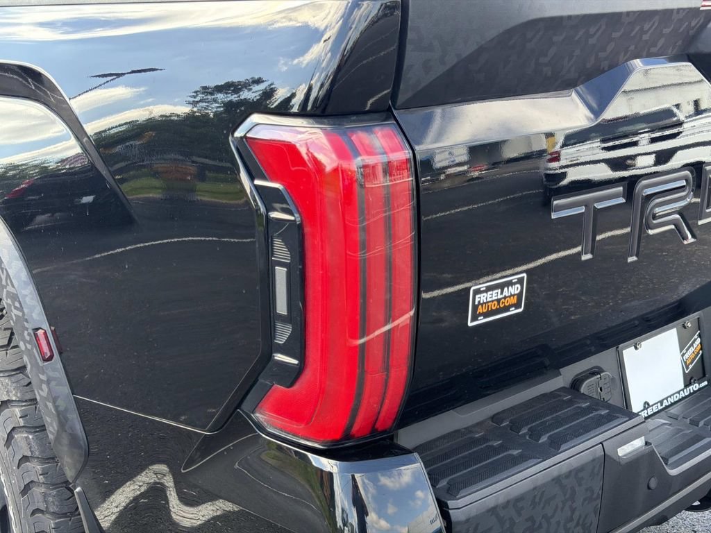 Used 2022 Toyota Tundra TRD Pro AWD/4WD image 11