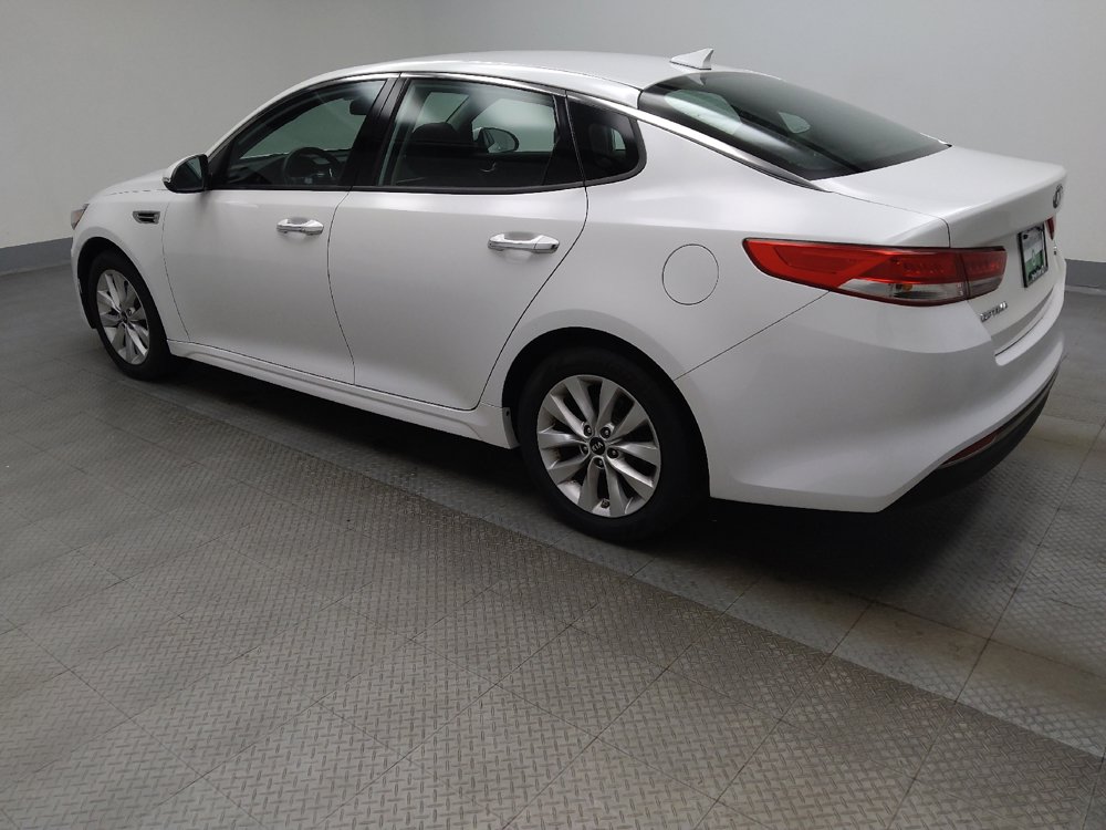 Used 2017 Kia Optima EX FWD image 3