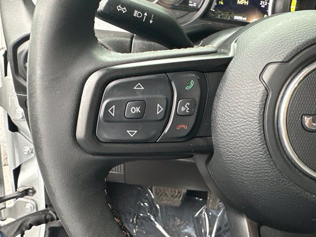 Used 2024 Jeep Wrangler Unlimited w/ Convenience Group AWD/4WD image 9
