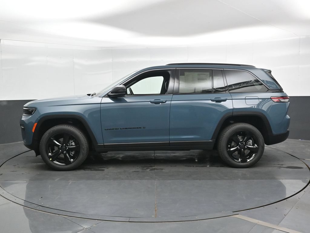 New 2027 Jeep Grand Cherokee Limited AWD/4WD image 10