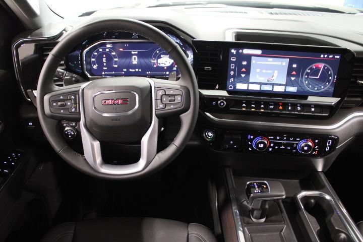 New 2026 GMC Sierra 1500 SLT w/ SLT Premium Plus Package AWD/4WD image 33