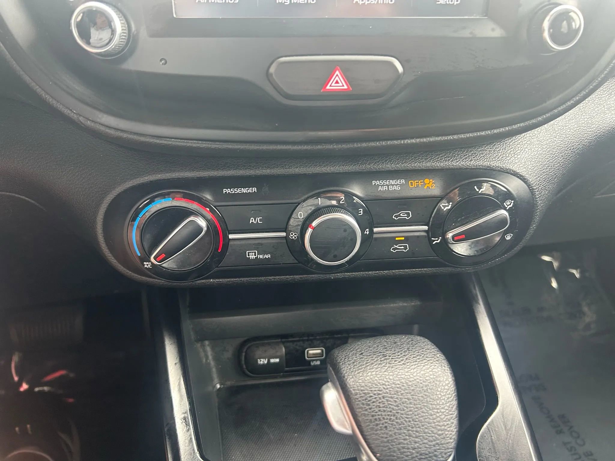 Used 2020 Kia Soul LX image 9