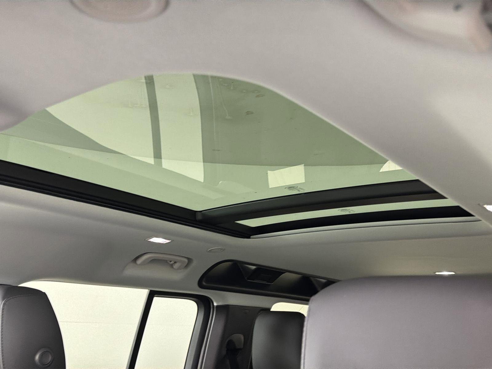 New 2026 Land Rover Defender 110 S image 9