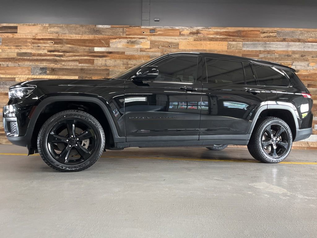 Used 2022 Jeep Grand Cherokee L Laredo image 54