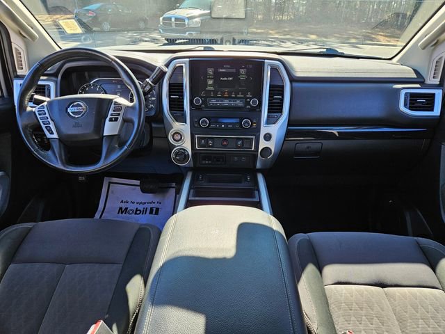 Used 2021 Nissan Titan SV w/ SV Convenience Package image 13