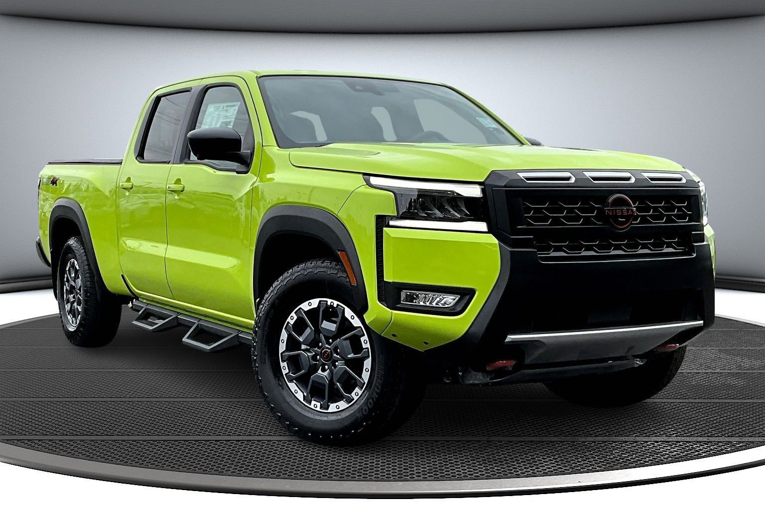 New 2026 Nissan Frontier PRO-4X image 1