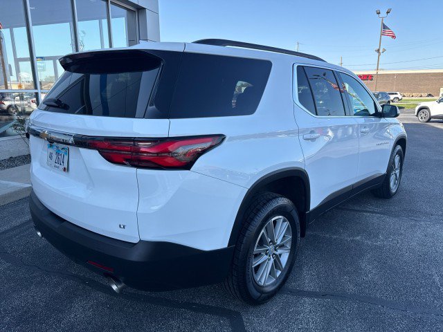 Used 2023 Chevrolet Traverse LT FWD image 3