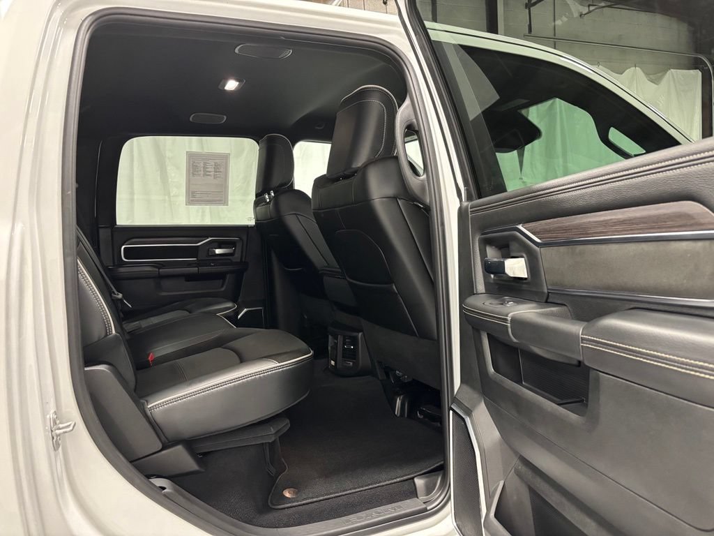 Used 2026 RAM 2500 Laramie AWD/4WD image 48