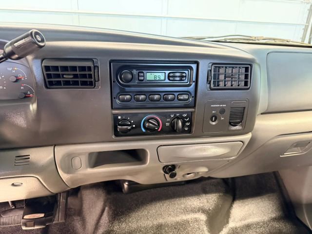 Used 2003 Ford F250 XL image 9