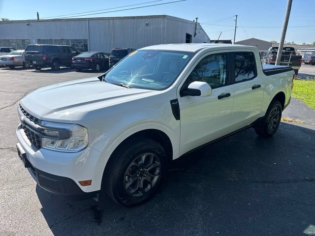 Used 2022 Ford Maverick XLT w/ XLT Luxury Package FWD image 2