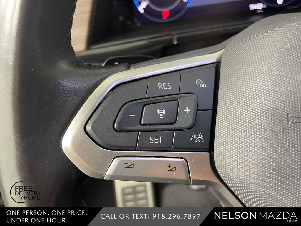 Used 2024 Volkswagen Atlas SEL Premium R-Line image 23