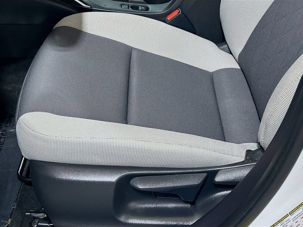 Used 2025 Toyota Corolla LE FWD image 16