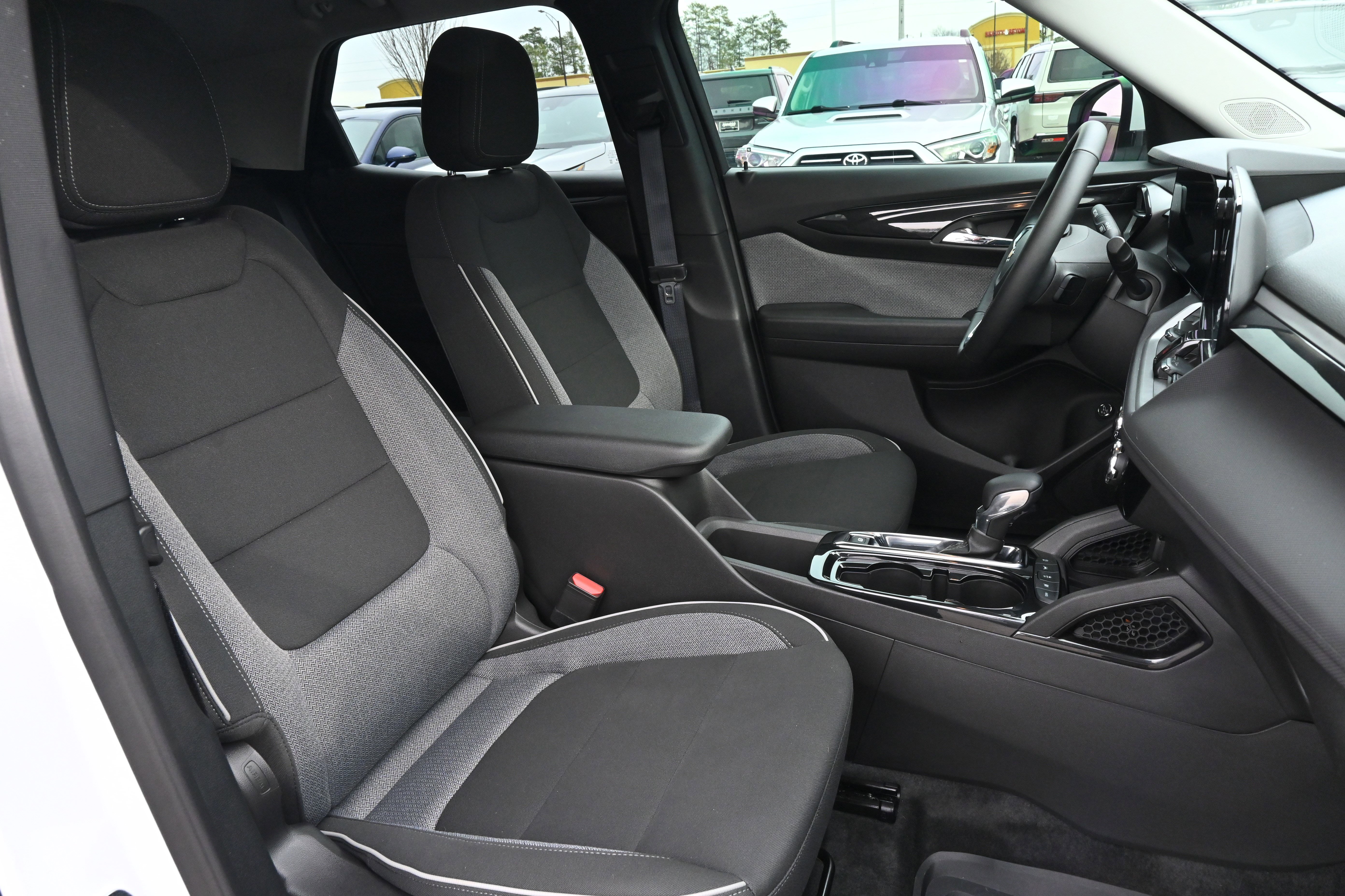 Used 2026 Chevrolet TrailBlazer LT w/ Convenience Package image 17