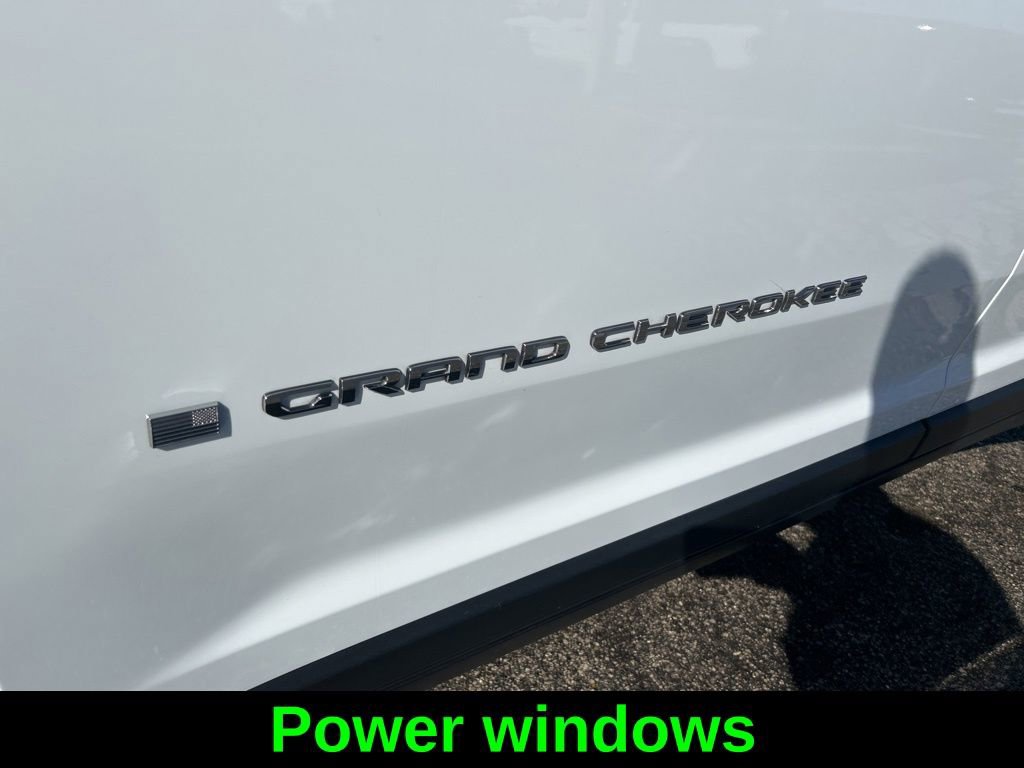 Certified 2023 Jeep Grand Cherokee L Laredo image 20