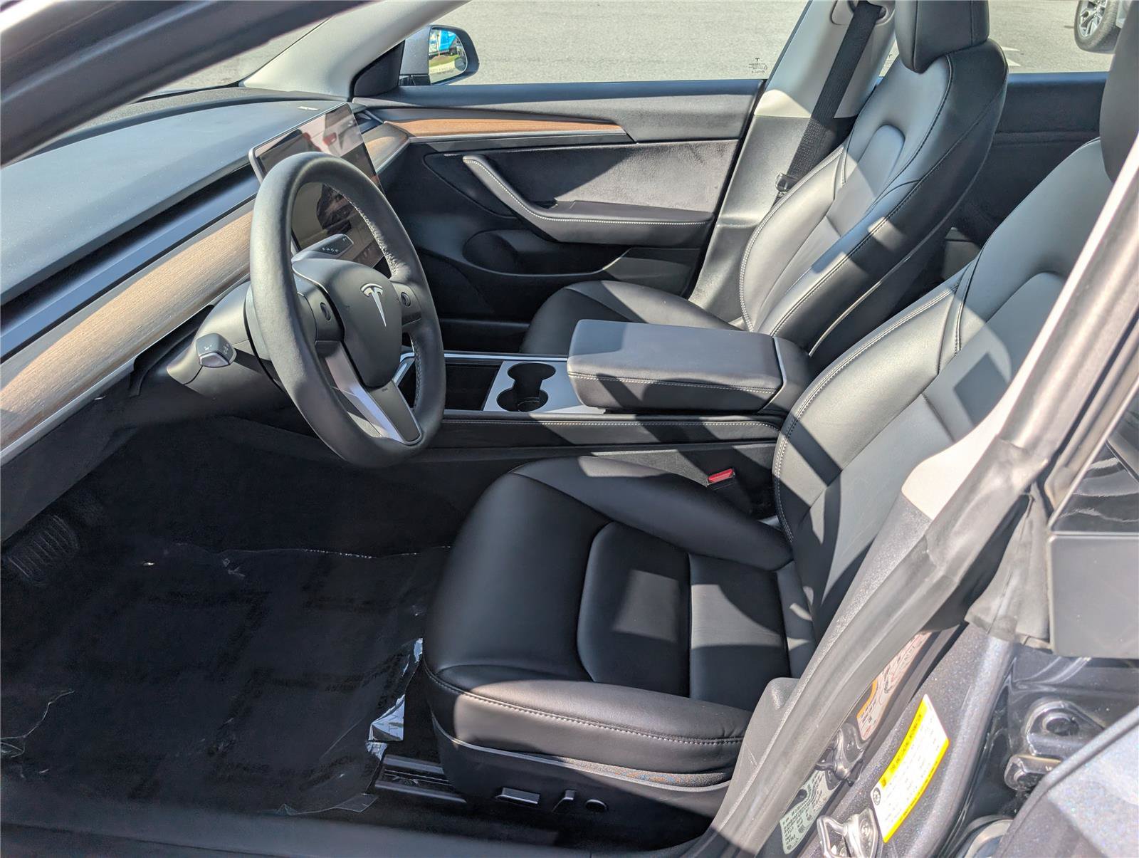 Used 2023 Tesla Model 3 Standard Range RWD image 14