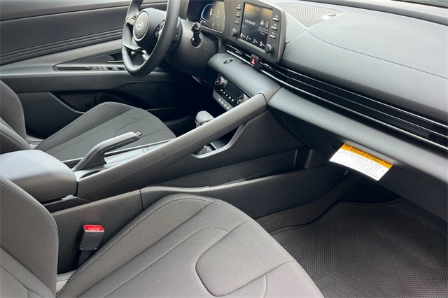 New 2026 Hyundai Elantra Sport image 15