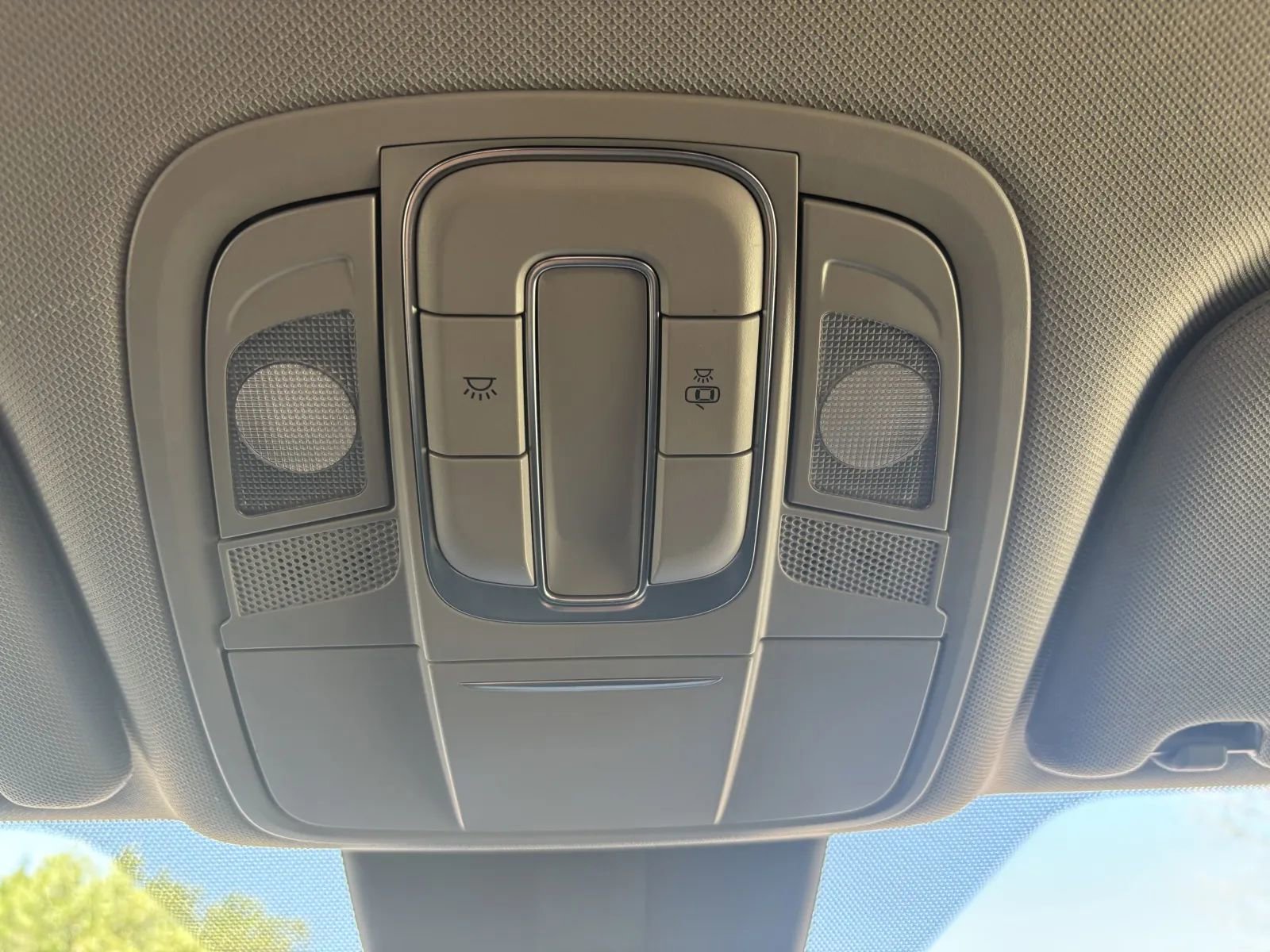 Used 2019 Hyundai Santa Fe SE FWD image 28