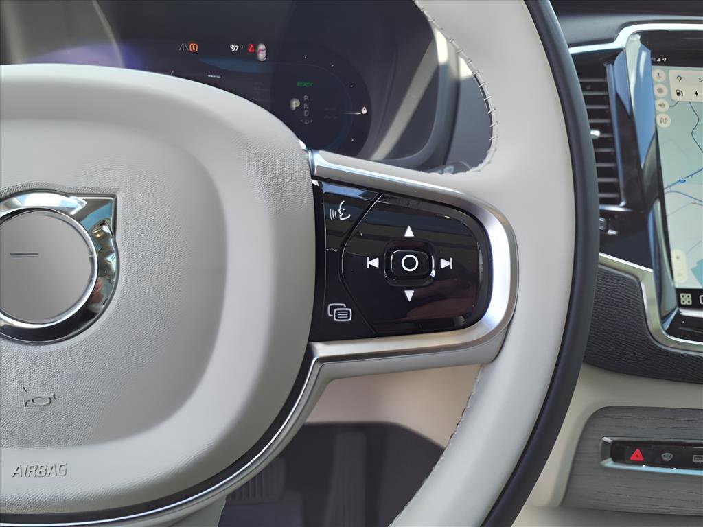 Used 2025 Volvo XC90 T8 Plus w/ Protection Package image 16