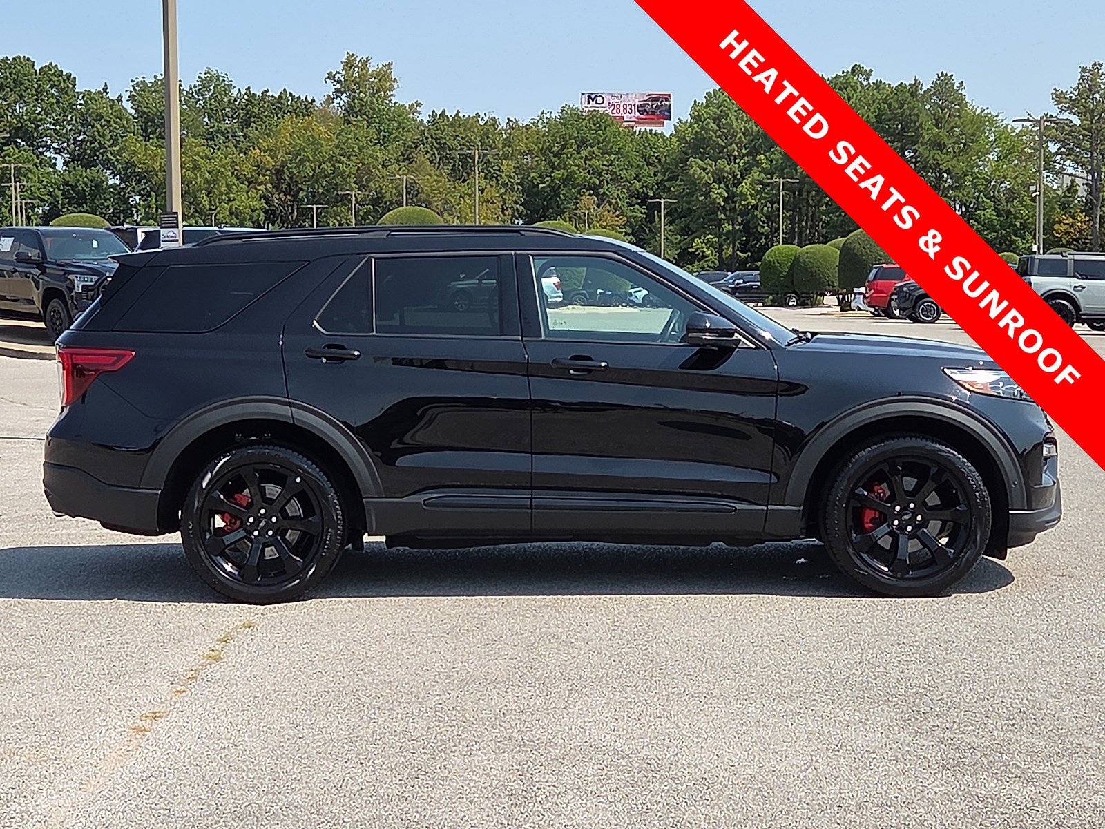 Used 2023 Ford Explorer ST w/ Equipment Group 401A AWD/4WD image 6