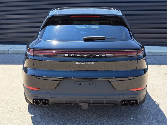 New 2025 Porsche Cayenne S image 6