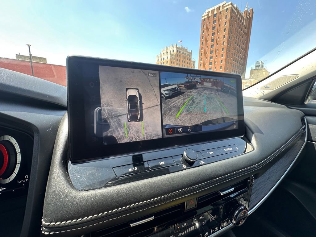 Certified 2024 Nissan Rogue Platinum w/ Platinum Premium Package FWD image 25