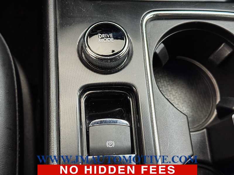 Used 2022 Lincoln Corsair AWD w/ Equipment Group 101A image 32