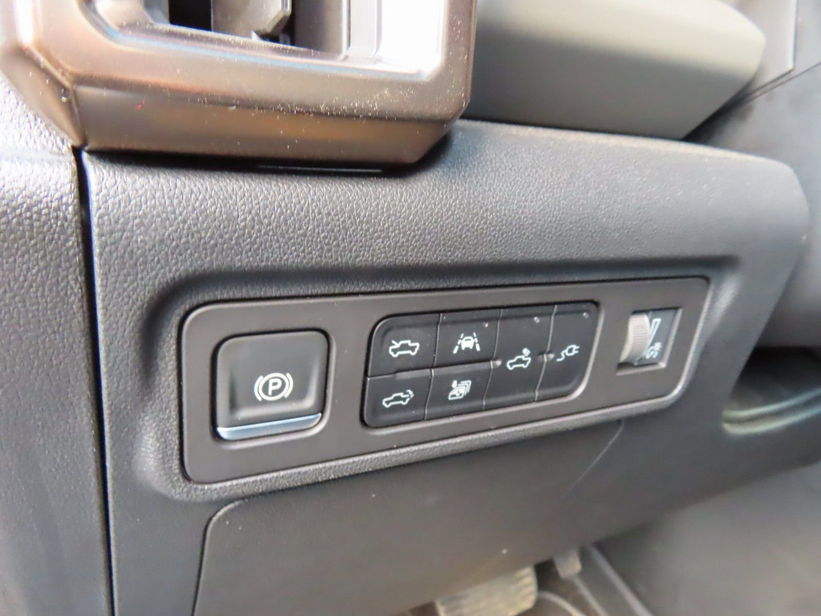 Used 2025 GMC Hummer EV 3X image 16