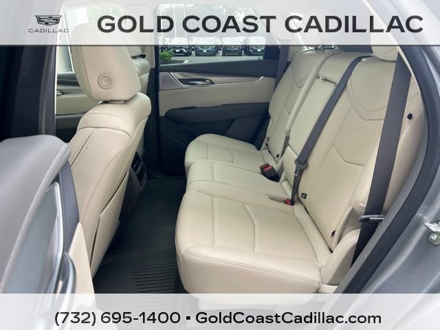 Used 2024 Cadillac XT5 Premium Luxury w/ LPO, Floor Liner Package AWD/4WD image 15