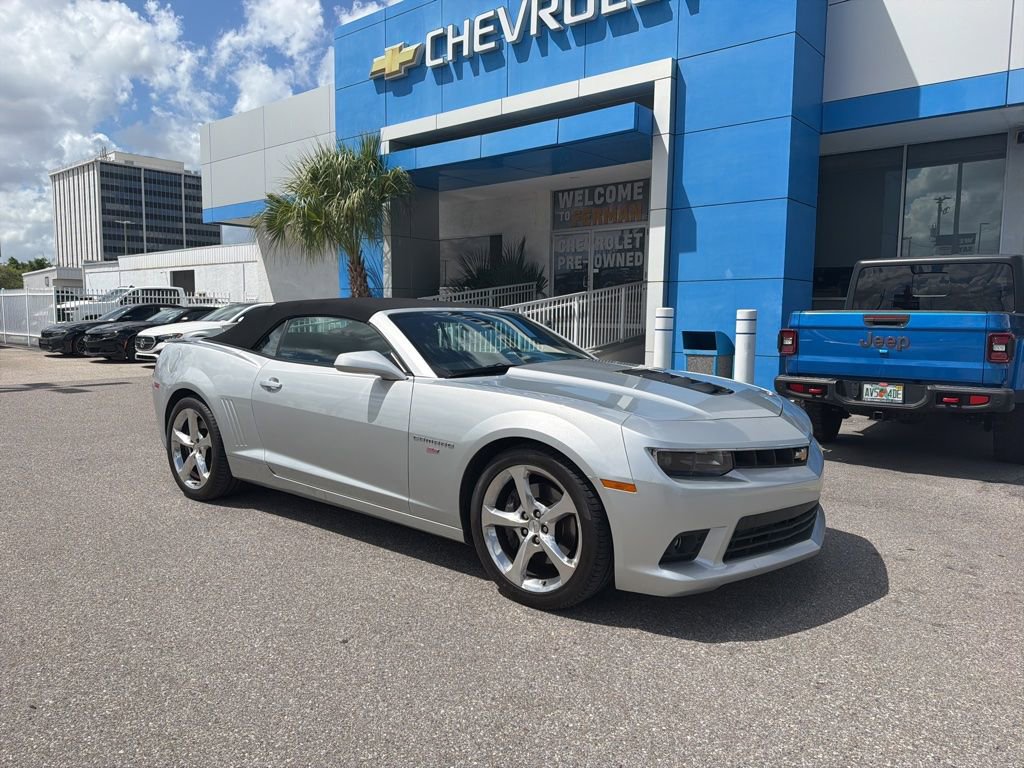Used 2015 Chevrolet Camaro SS w/ RS Package image 4