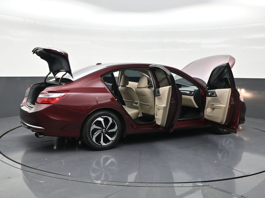 Used 2017 Honda Accord EX-L image 29