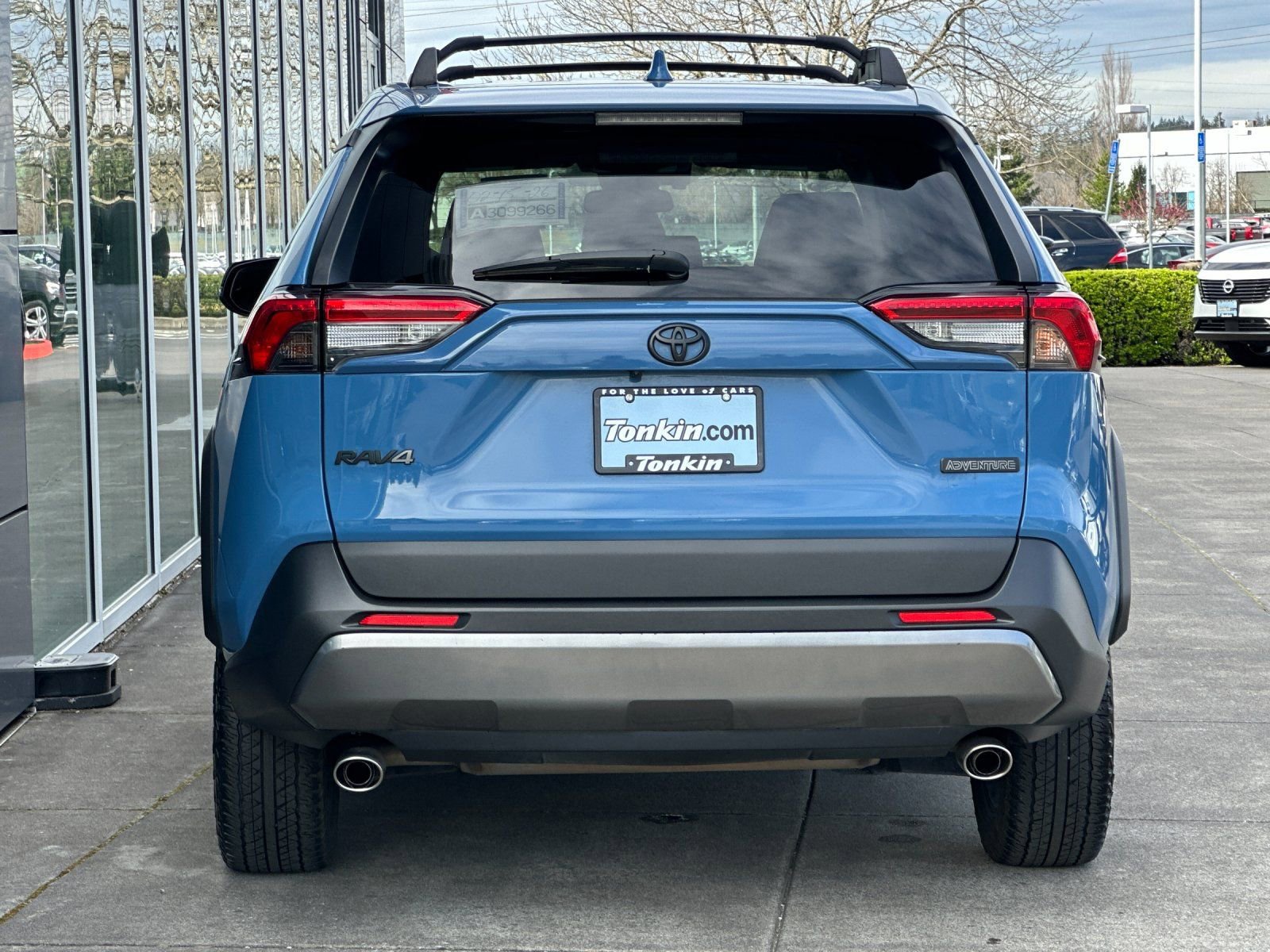 Used 2022 Toyota RAV4 TRD Off-Road w/ TRD Off-Road Weather Package image 4