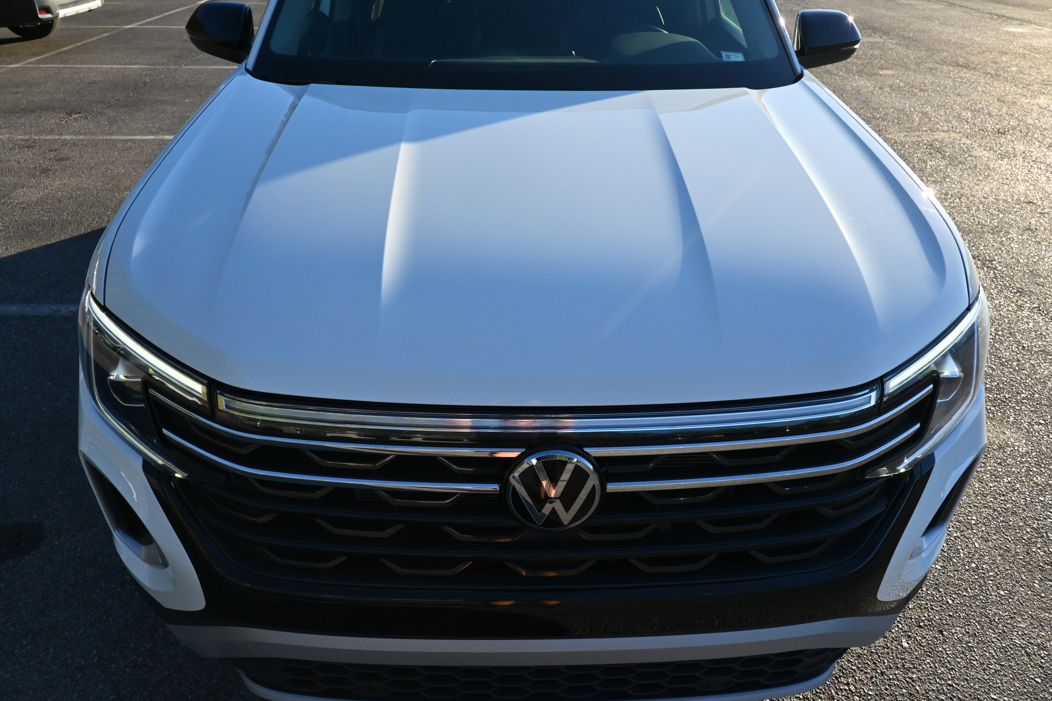 Used 2025 Volkswagen Atlas Peak Edition SE image 12