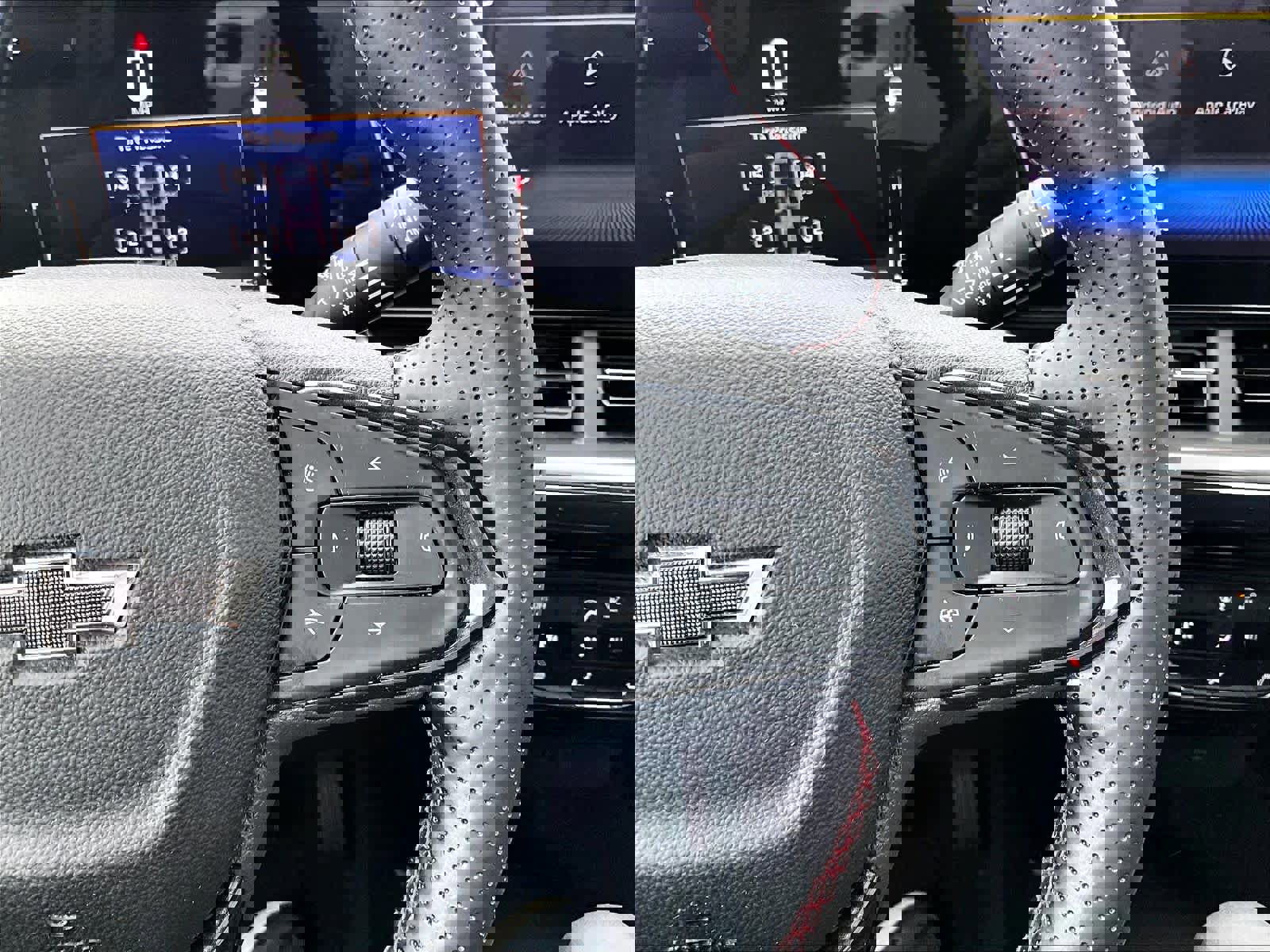 Used 2024 Chevrolet Trax RS w/ Driver Confidence Package image 23