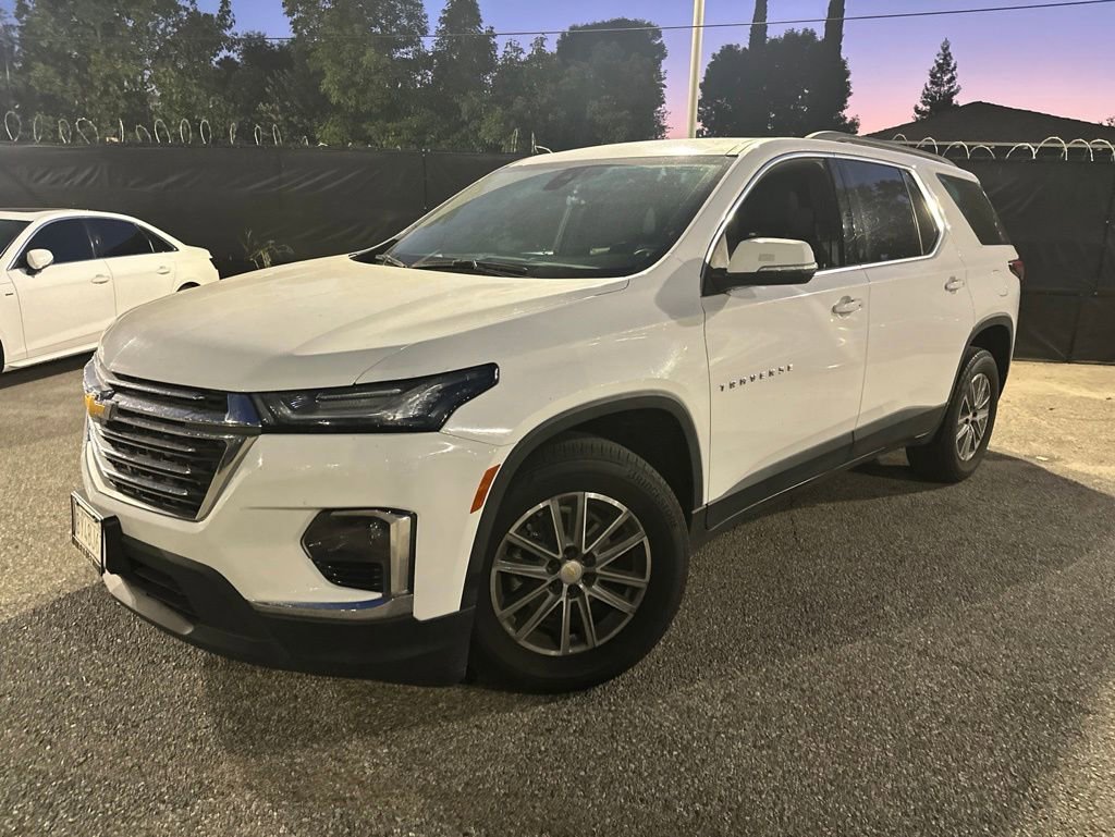 Used 2023 Chevrolet Traverse LT FWD image 3