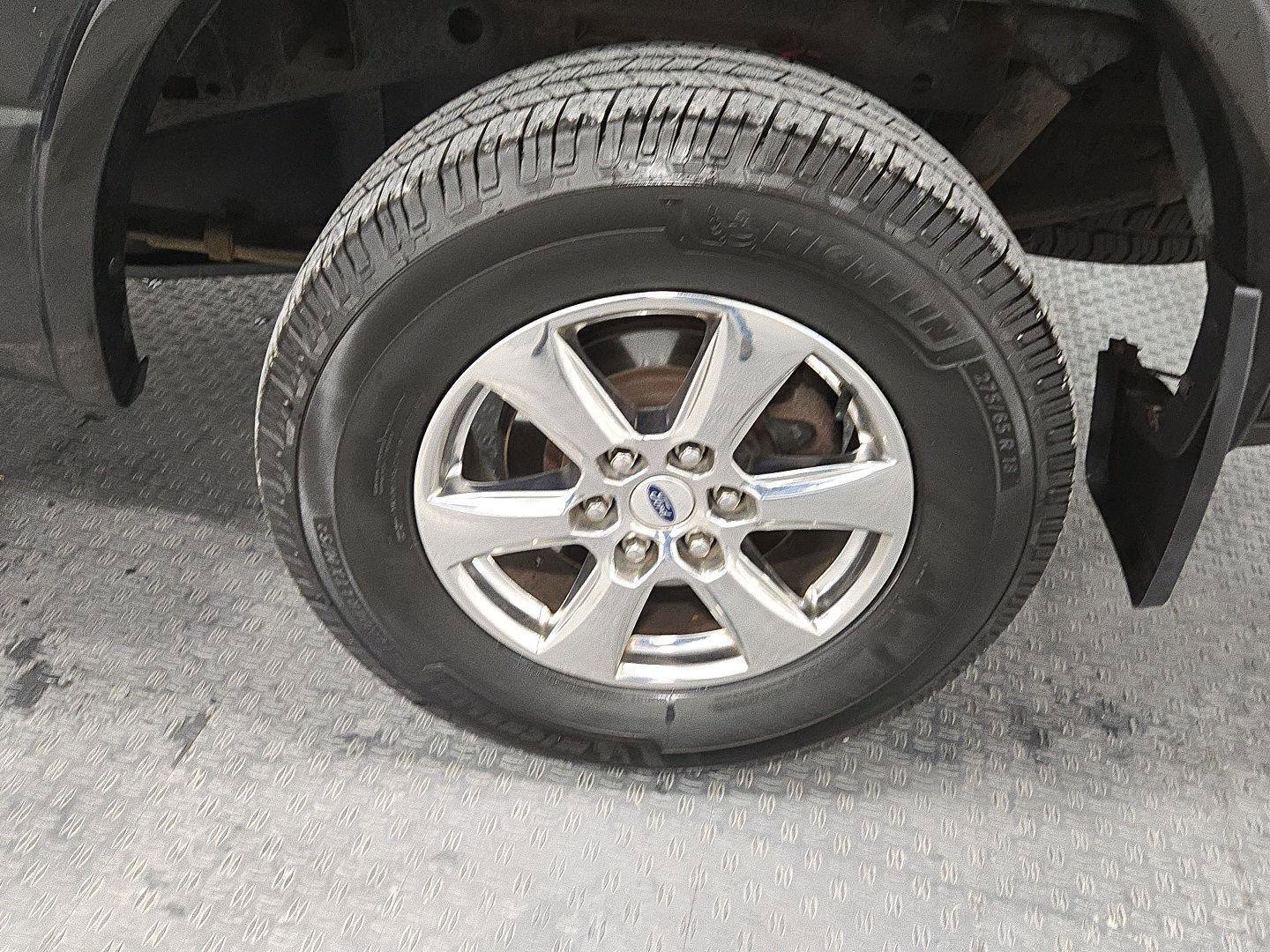 Used 2018 Ford F150 Lariat w/ Equipment Group 502A Luxury image 29