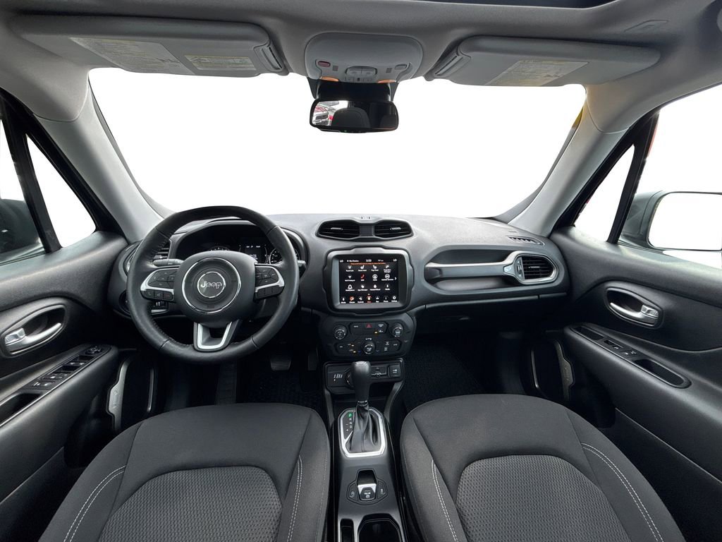 Used 2023 Jeep Renegade Latitude w/ Sun/Sound Group image 18