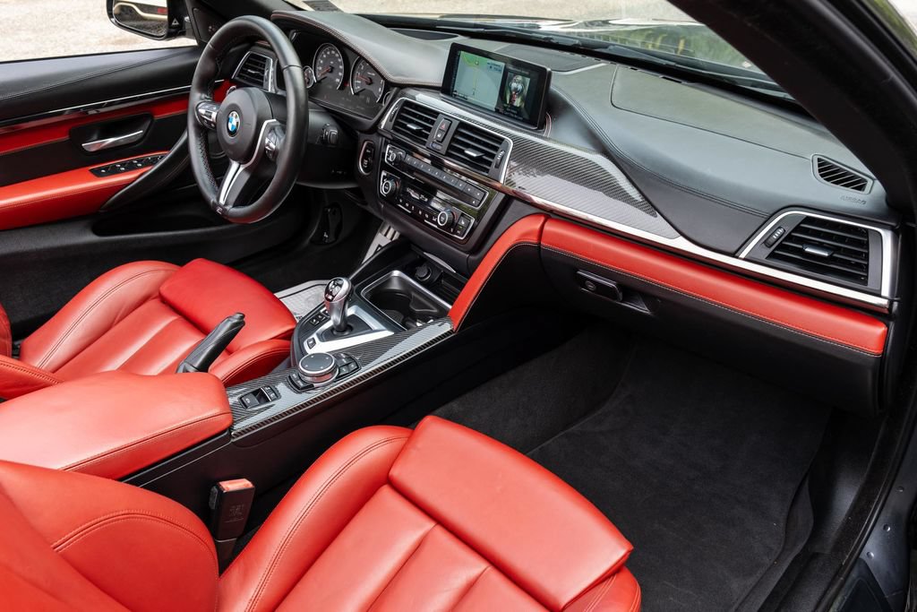 Used 2016 BMW M4 Convertible RWD image 27