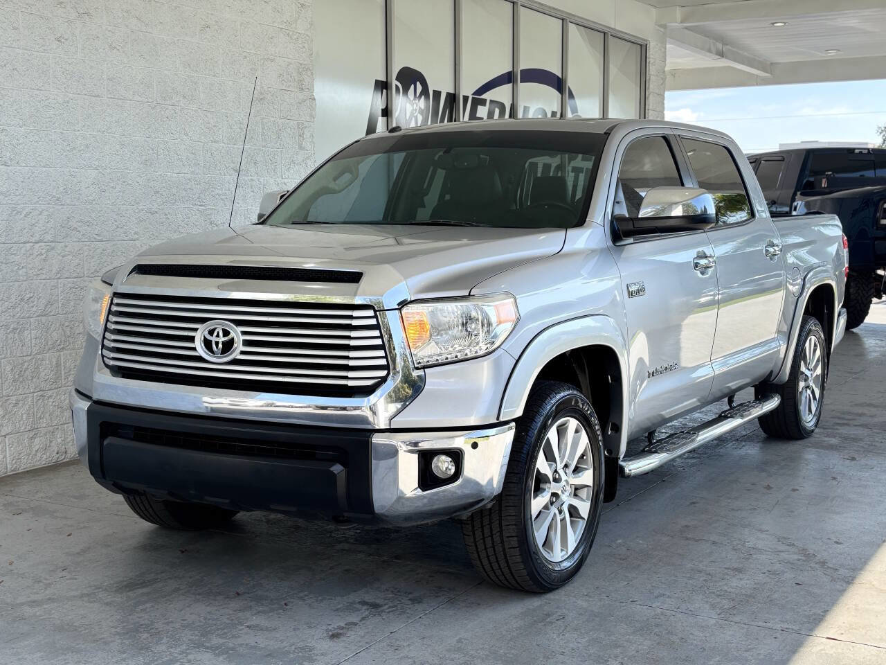 Used 2016 Toyota Tundra Limited w/ Limited Premium Package image 3